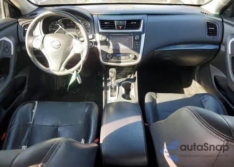 2016 Nissan Altima 2.5 z USA, uszkodzony, nr VIN 1N4AL3AP7GC264176